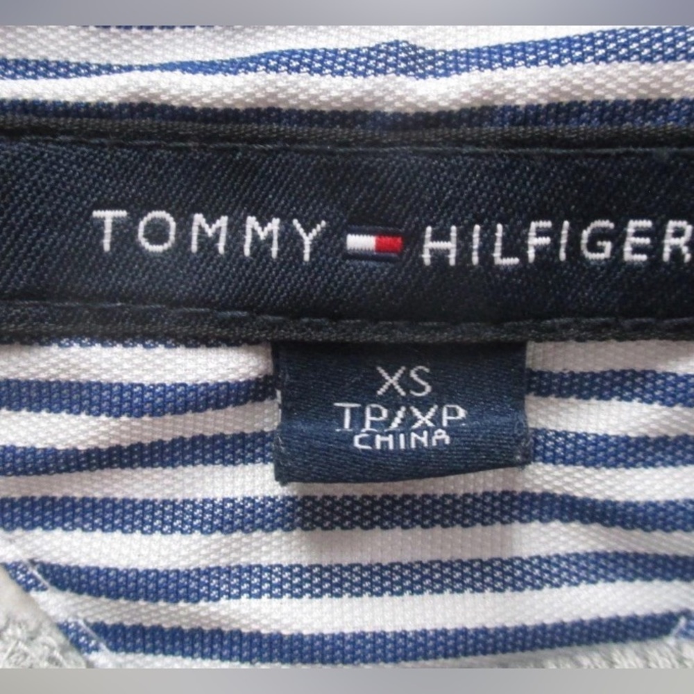 Women’s Tommy Hilfiger Crewneck Size XS - Picture 4 of 5